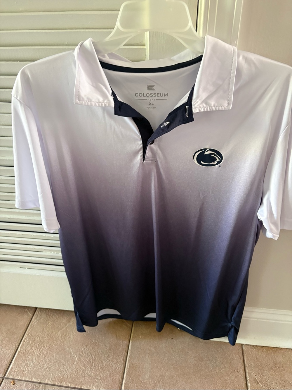 Colosseum Men’s White to Navy Gradient Polo Shirt - Penn State Logo XL